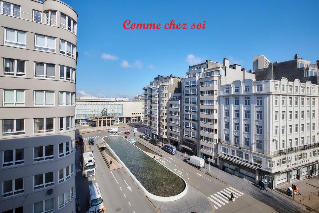 Lichtrijk En Comfortabel Hoekappartement Met Gratis Parking En Zeer Centraal Gelegen - Comme Chez Soi Oostende Exteriör bild